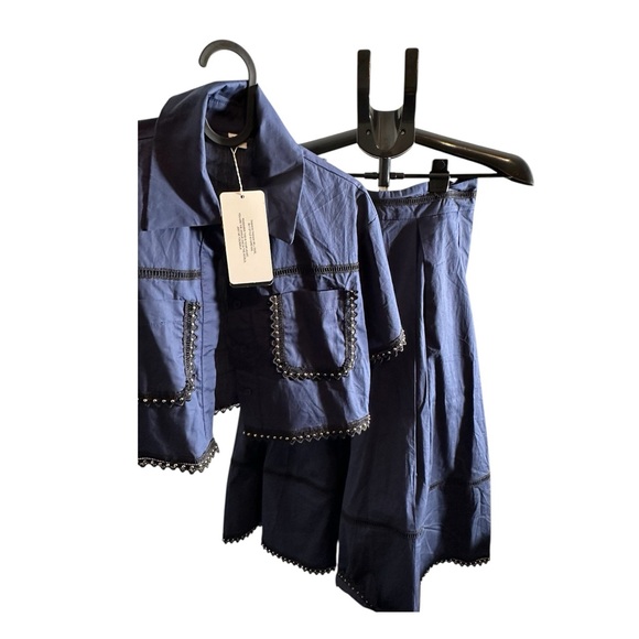 Elegant Navy Blue Women's Skirt and Top - Picture 5 of 7